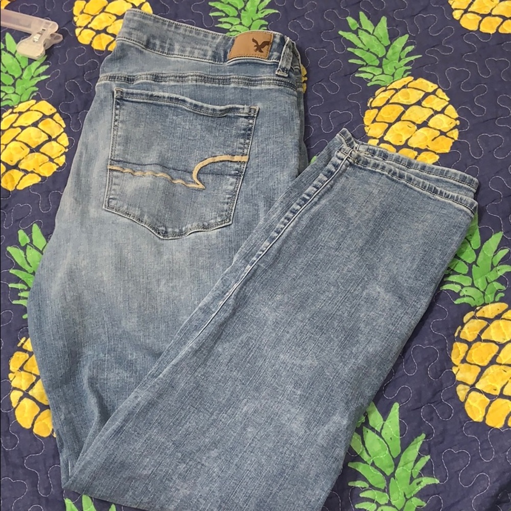 American Eagle 🦅 Light Wash Jeans 👖